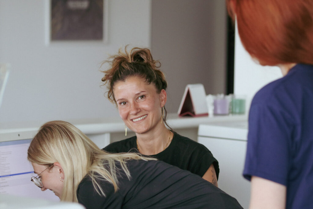 aktiv physio. Physiotherapie in Dresden. Terminanfragen.